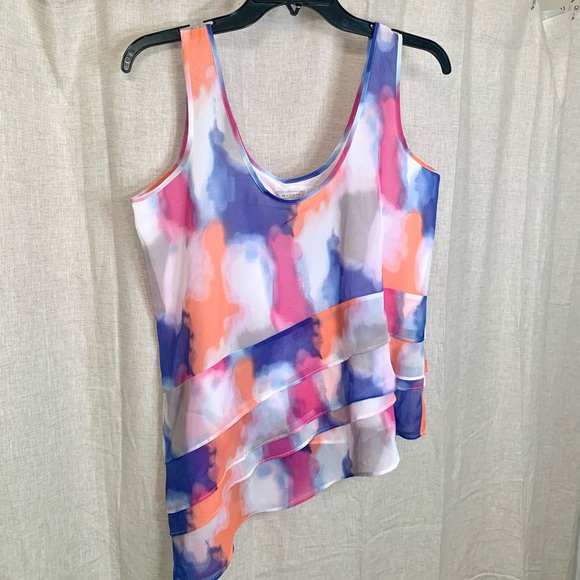 Asymmetrical Top - Picture 5 of 5